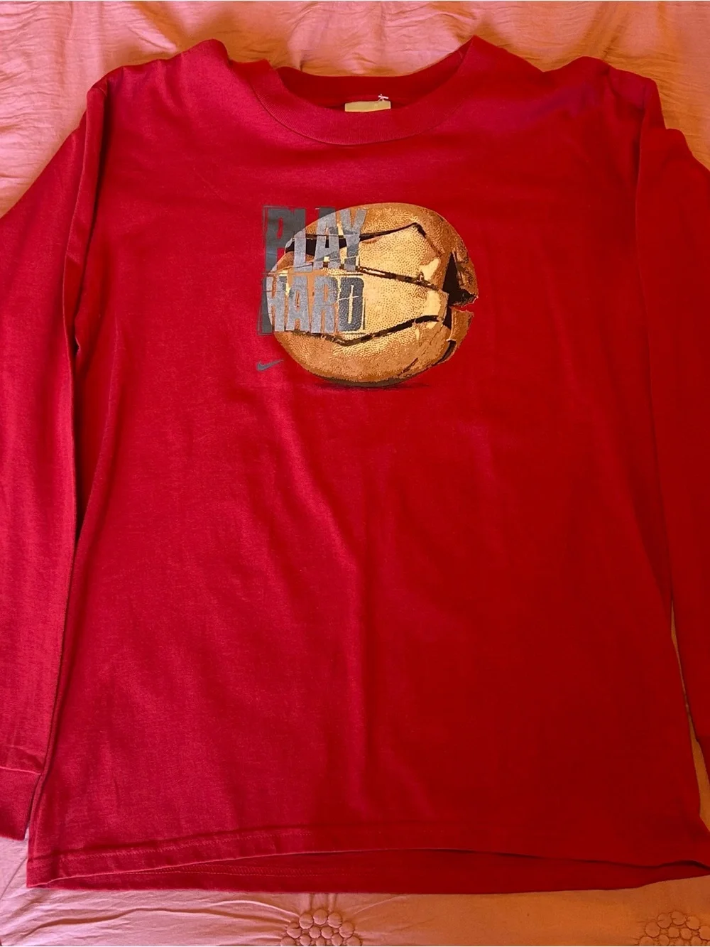 Nike Boys Red Long-Sleeve 'Play Hard' Basketball Tee XL NWT